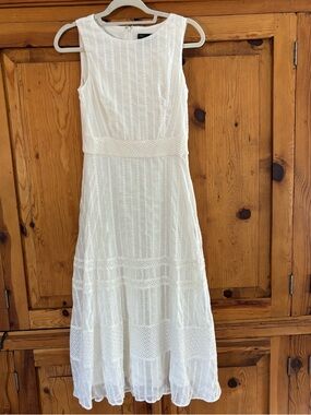 Just Taylor elegant white eyelet sleeveless maxi dress Sz 4 Sm
